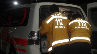 Alkol Komasına Giren 3 Kişiden Biri Öldü