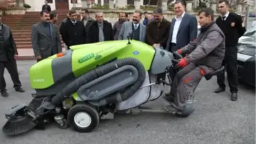 Belediyeye Yeni Temizlik Aracı Alındı