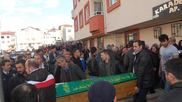 Eşini Öldürüp Ardından da Kendini Öldürdü