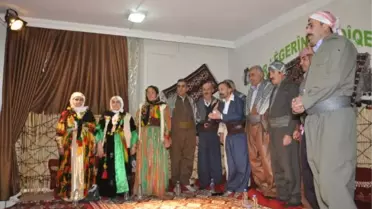 Hakkari'de Dengbejler Gecesi