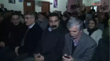 Hakkari'de Dengbejler Gecesi Hakkari'de Dengbejler Gecesi Hakkari Belediye Başkanlığına Bağlı...