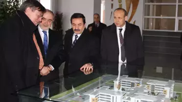 Macaristan Büyükelçisi'nden Rektöre Ziyaret