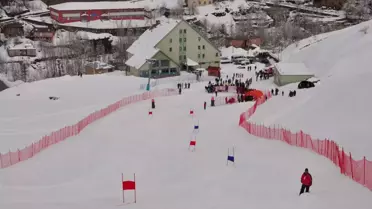 Bitlis'te Alp Disiplini ve Koşulu Kayak Yarışması