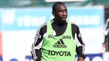 Beşiktaş'ta Niang İlk Antrenmanına Çıktı