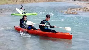 Şubat Ayında Rafting Keyfi