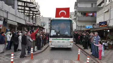 Akçay'dan Kutsal Topraklara Dualarla Uğurlandılar