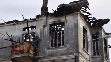 Bafra'da Tarihi Bina Yandı