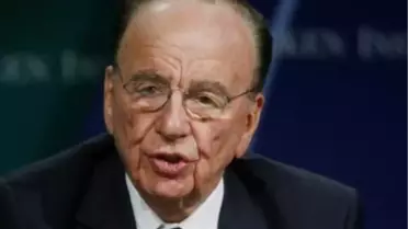 Murdoch, İngiliz Sun Gazetesindeki Üçüncü Sayfa Fotoğraflarını Kaldırmayı Planlıyor
