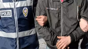 Çaldıkları Otomobilde Uyuyunca Yakalandılar