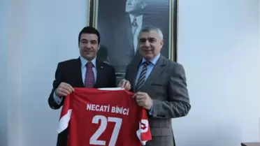 Hokey Federasyonu Başkanından Binici'ye Ziyaret