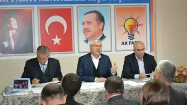 AK Parti Mahalle ve Köy Başkanları Toplandı
