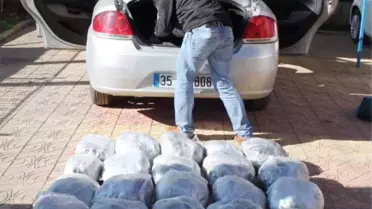 'Dur' İhtarına Uymayan Otomobilde 90 Kilo Esrar Bulundu