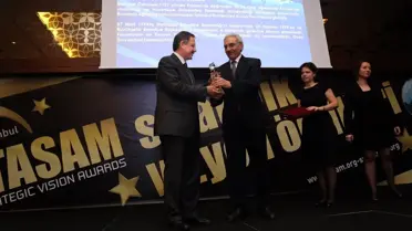 Stratejik Vizyon Sahibi Siyasetçi: Başkan Özhaseki