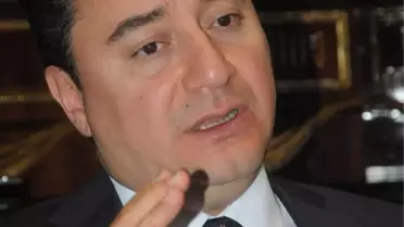 Şangay'da Dış Kapının Mandalıymışız!