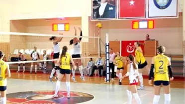 Salihli Belediyespor Şişli'yi Konuk Ediyor