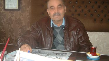 Burhaniye'de Zeytincinin Başı Başakçı ile Dertte