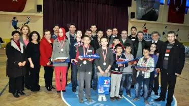 1. Satranç Turnuvasında Ödüller Sahiplerini Buldu