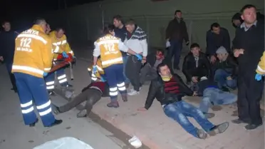Fabrika İşçilerini Taşıyan Hafif Ticari Araç Devrildi: 6 Yaralı