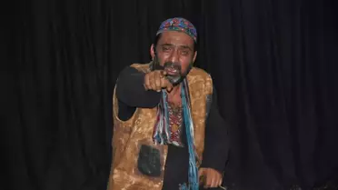 'Kınalı Kuzular' Kozan'da Sahnelendi