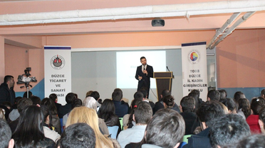 Lise Öğrencilerine Yönelik Girişimcilik ve Kariyer Günleri