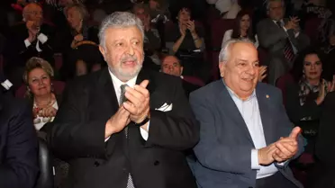 Zeki Alasya'ya Saygı Gecesi