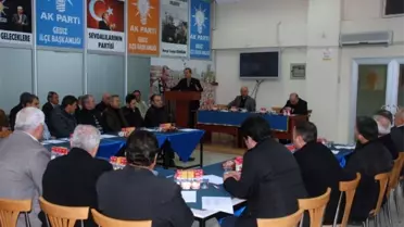AK Parti'li Aksoy'dan Demokrasi Çalışmaları
