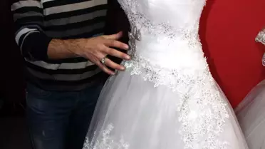 Bu Yılın Modası Dantelli Gelinlikler