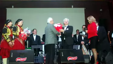 Kültür ve Turizm Bakanlığı Ankara Devlet Türk Halk Müziği Korosu Giresun'da Konser Verdi