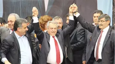 KKTC'deki Başkanlık Yarışını İrsen Küçük Kazandı