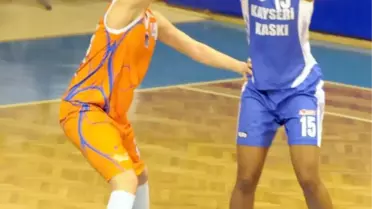 Mersin Büyükşehir Belediyespor-Kayseri Kaski: 76-65