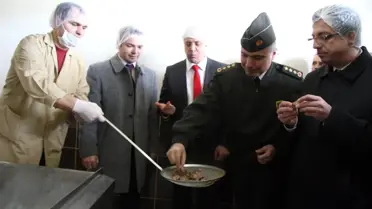 Bu Fabrikada Sadece Mahkumlar Çalışıyor