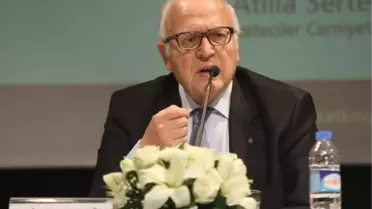 Sabih Kanadoğlu: Türk İsminin Çıkarıldığı Bir Anayasaya Evet Demeyeceğiz