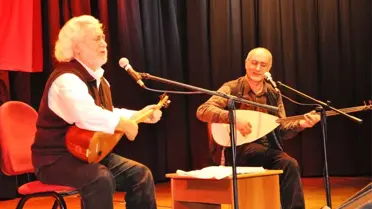 Erkan Oğur ve İsmail Hakkı Demircioğlu Fü'de Konser Verdi