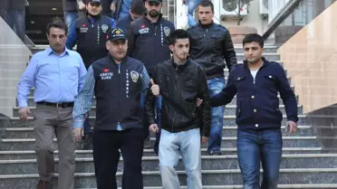 'Paraşütlü Meşale' Atan Taraftarlar Serbest Bırakıldı