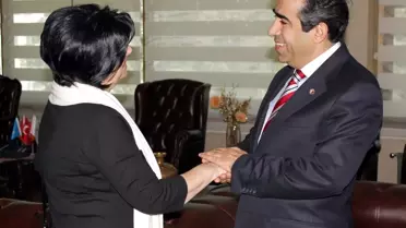 Kızılay Yönetiminden Vali Güzeloğlu'na Ziyaret