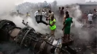 Kongo'da Havalimanı Yakınlarında Uçak Yere Çakıldı