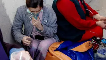 Yaşlı Çifti Yanmaktan Seyyar Satıcı Kurtardı