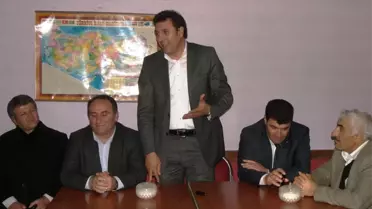 Başkan İşleyen Köylerde Büyükşehir Yasasını Anlattı