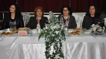 CHP'li Dokuzcan: 'Aslında Bütün Kadınlar Solcudur'