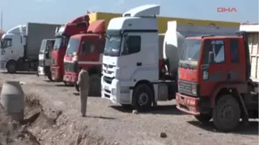 Habur'da Şoförlerden Eylem