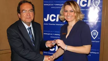 İzmir 3 Bini Aşkın Genç Girişimciyi Bekliyor