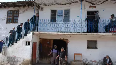 Uzman Çavuşun Evine Ziyaretçi Akını