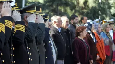 Mersin Şehitliğinde Hüzünlü Tören