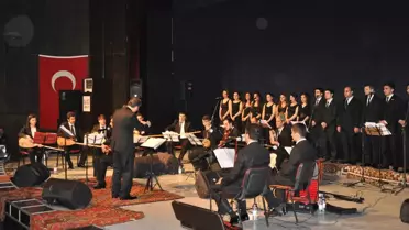 Tarsus'lular 'Çanakkale Türküleri' ile Duygulandı