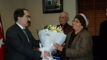 Yaşlılardan Vali Coş'a Ziyaret