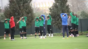 Akhisar Belediyespor, Fenerbahçe Maçı Hazırlıklarına Başladı