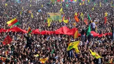 Diyarbakır'daki Nevruz Kutlamasının Yankıları