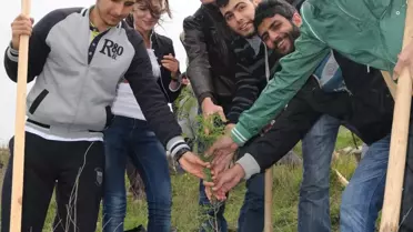 Yüzlerce Fidan Toprakla Buluştu