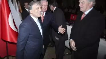 Cumhurbaşkanı Gül, 'Ben ve Sayın Başbakan Erdoğan 2020'ye Kendimizi Adamış Durumdayız'