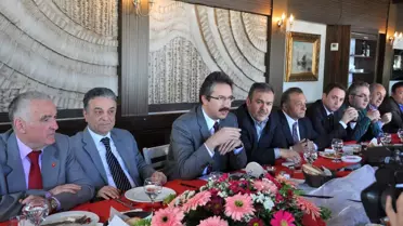 Ünal'dan Değerlendirmeler